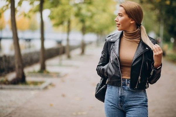 Comment porter un perfecto pour femme avec style ?